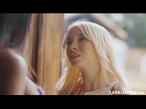 ❤️ Chica vuelve a casa unos meses después y acaba comiéndole el coño a su madrastra ❤ Video de porno en es.sexindrag.ru ❌️❤️❤️❤️❤️❤️❤️❤️